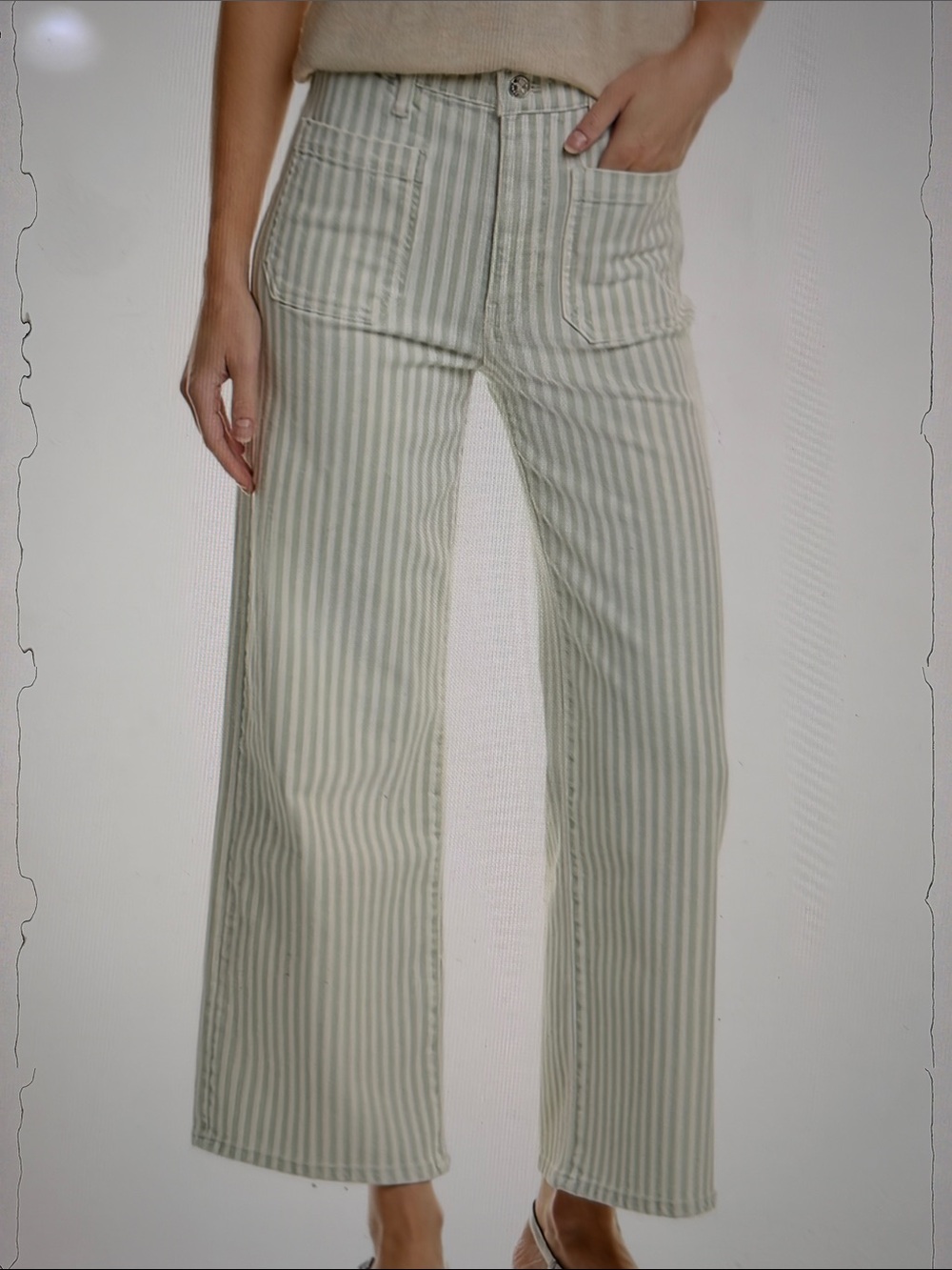 FRAME Wide-Leg Hi-waisted Front Pocket Wide Leg Jean. SZ 27. NWOT